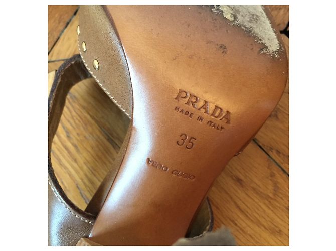 Prada Sandalen mit Nieten T.35 Kamel - Ansicht 5