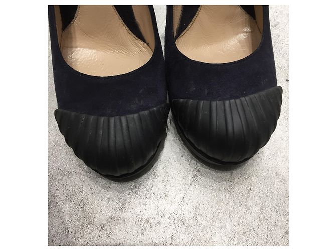 Décolleté Fendi in scamosciato blu navy taglia 36 - vista 3