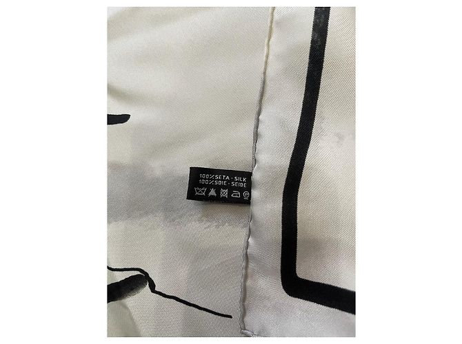 Pañuelo Chanel 31 rue Cambon Blanco - vista 6