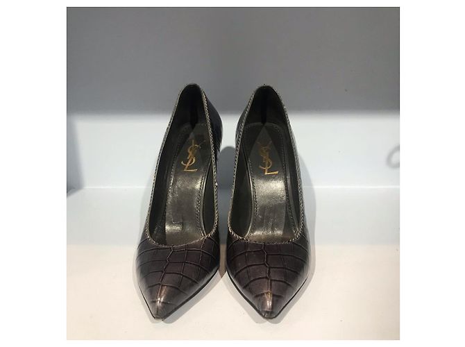 Décolleté Yves Saint Laurent T.35,5 Grigio - vista 2