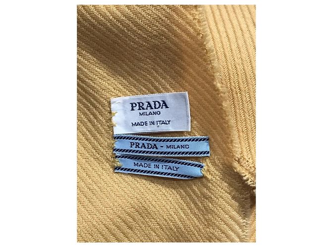 Prada Wollschal gelb mit gesticktem Logo - Ansicht 5
