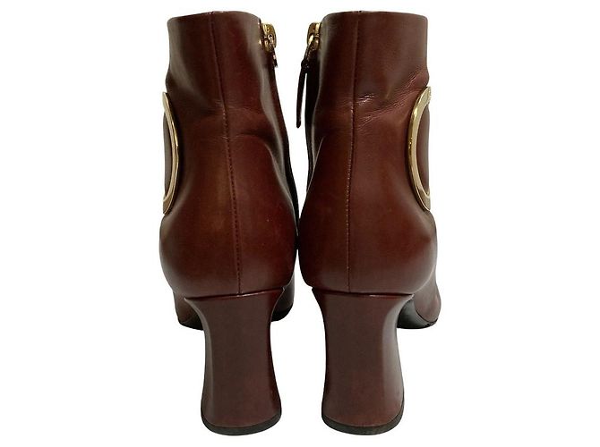 Botas curtas de couro com motivo circular Roger Vivier Marrom Bordeaux - vista 3