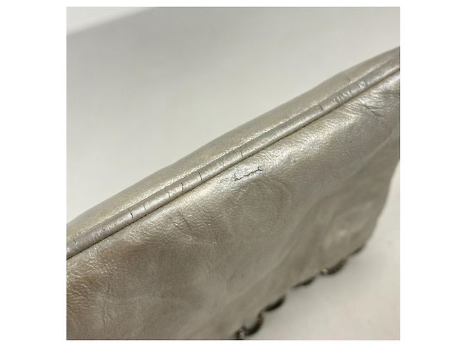 Pochette in pelle argento Chanel - vista 10