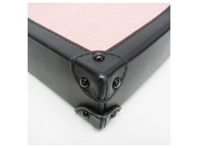 Borsa a tracolla verticale Louis Vuitton Epi Trunk Nero Rosa - vista 5