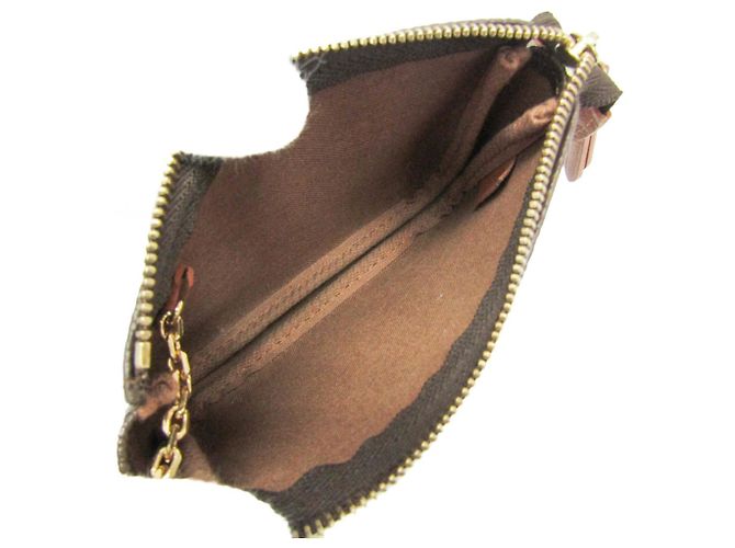 Tarjetero Louis Vuitton Monogram Travel Collection M63800 Monograma - vista 4