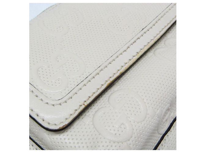 Gucci GG Prägedesign Weiße Leder Bauchtasche/Umhängetasche - Ansicht 12