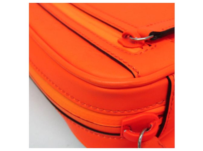 Borsa a tracolla Gucci GG con effetto gomma 771422 Arancione - vista 10