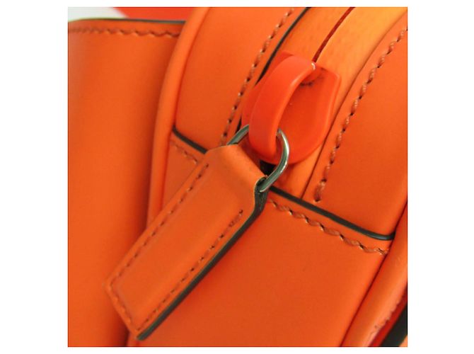 Borsa a tracolla Gucci GG con effetto gomma 771422 Arancione - vista 12