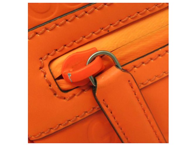 Borsa a tracolla Gucci GG con effetto gomma 771422 Arancione - vista 16