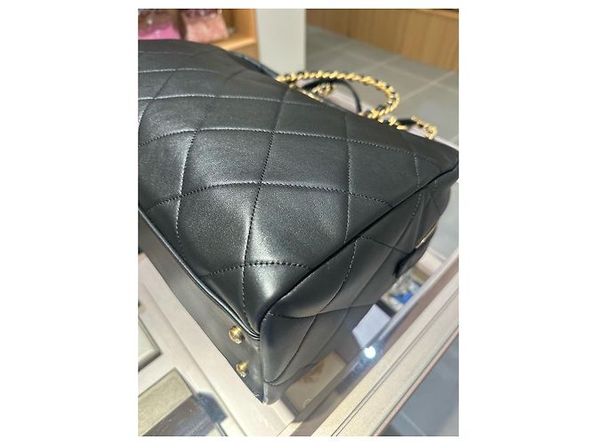 Bolso Bowling Maxi Chanel Negro - vista 6