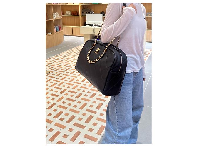 Bolso Bowling Maxi Chanel Negro - vista 8