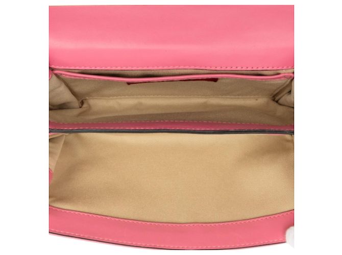 Clutch Rockstud Va Va Voom en cuero rosa con cadena Valentino - vista 4