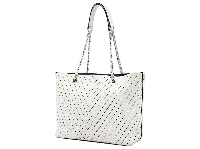 Tote Shopping Chanel White CC Perforated Chevron Caviar Bianco - vista 2