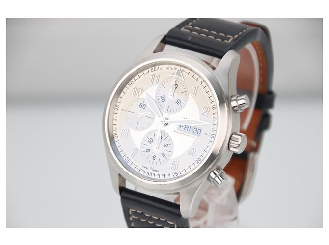 IWC Pilot's Watch Spitfire Chronograph IW371702 Quadrante Bianco/Argento Automatico 42mm Nero Silver hardware - vista 2
