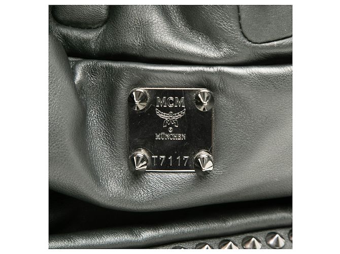 Borsa bucket in pelle nera con borchie MCM Nero - vista 6