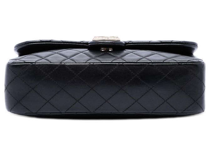 Chanel Black Medium Quilted Lambskin Westminster Pearl Flap Nero - vista 3