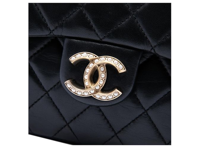 Chanel Black Medium Quilted Lambskin Westminster Pearl Flap Nero - vista 5