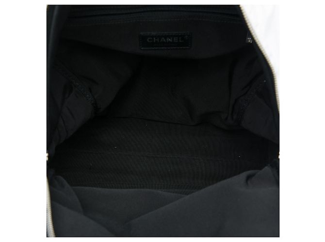 Zaino Chanel White Vinyl La Pausa Bay Bianco - vista 4