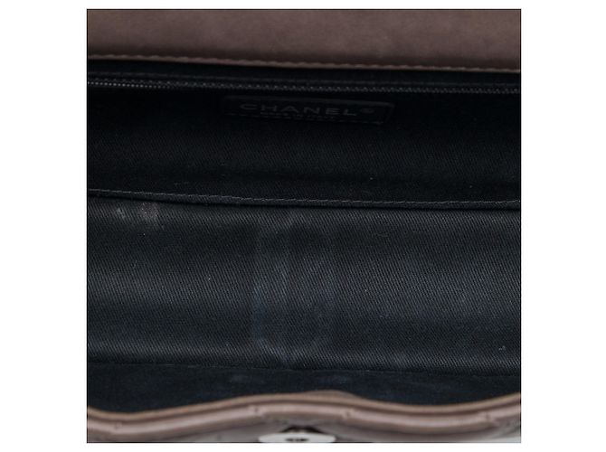 Chanel Brown Paris Byzance Jumbo Washed Lambskin Take Away Flap Marrone Marrone scuro - vista 4