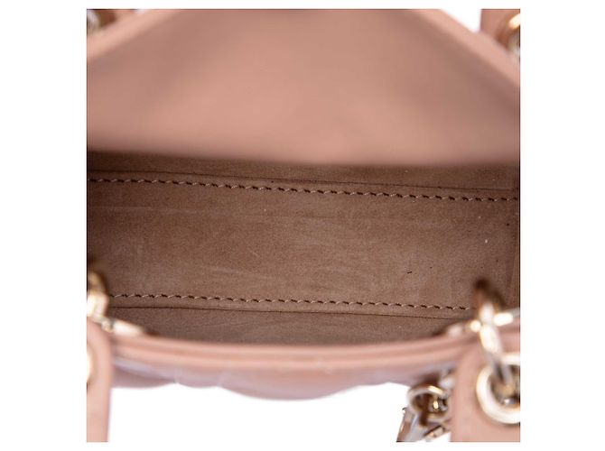 Lady Dior in micro agnello rosa cannage Dior - vista 4