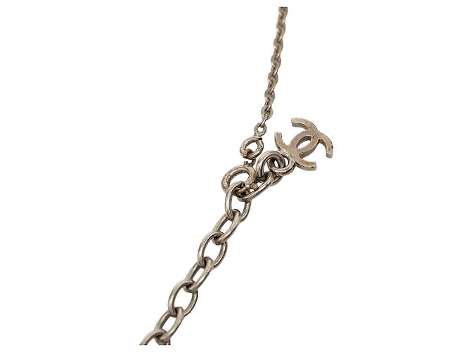 Collana con pendente Camelia in ottone argentato e madreperla Chanel Argento - vista 4