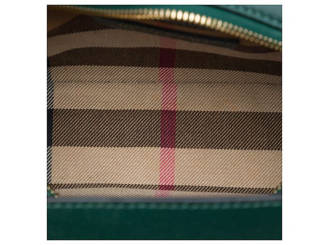 Bolsa transversal Burberry Green Small em couro de bezerro de grão macio com fivela Verde - vista 4