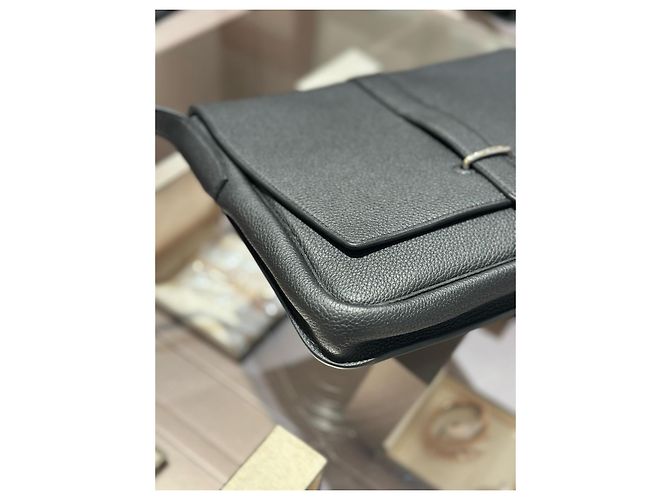 Borsa a tracolla Hermès Steve Light Junior Black Silver Buckle Togo Leather Messenger Bag Crossbody Nero - vista 4