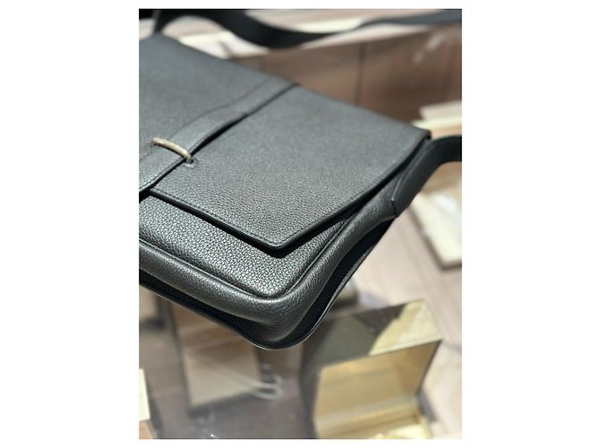 Borsa a tracolla Hermès Steve Light Junior Black Silver Buckle Togo Leather Messenger Bag Crossbody Nero - vista 5
