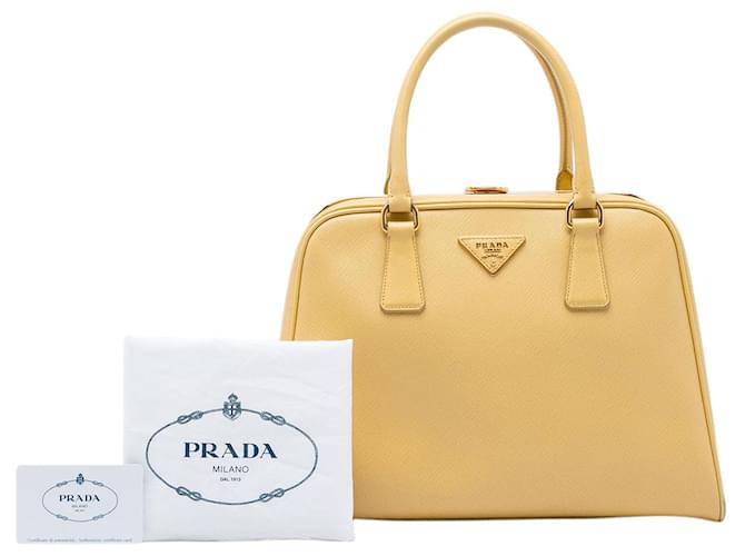 Borsa Prada Yellow Saffiano Lux Pyramid Frame Giallo - vista 7