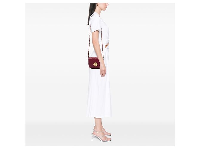 Chanel Red Quilted Calfskin Camellia Turn Lock Flap Rosso Bordò - vista 6