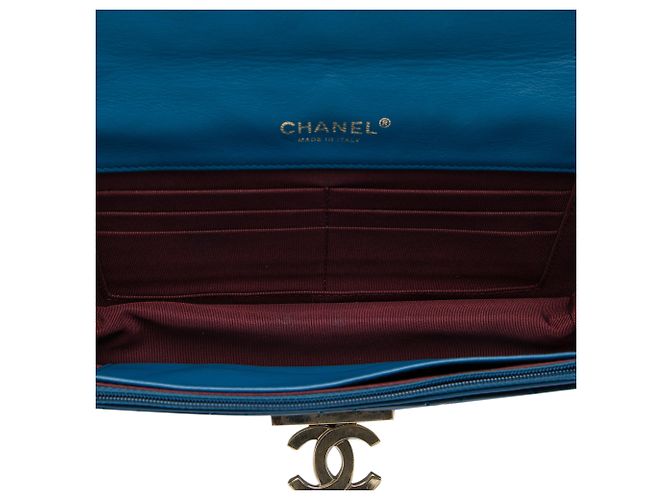 Wallet On Chain Portafoglio con catena Chanel Blue Quilted Patent Golden Class East West - vista 4