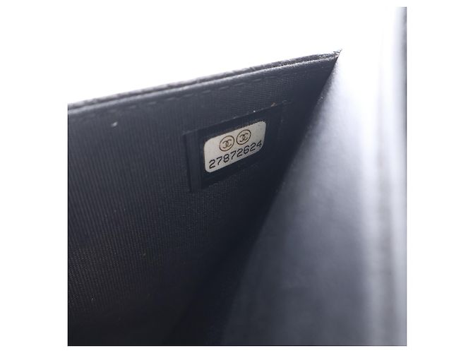 Wallet On Chain Portafoglio con Catena Chanel Black Caviar CC Filigree Nero - vista 8
