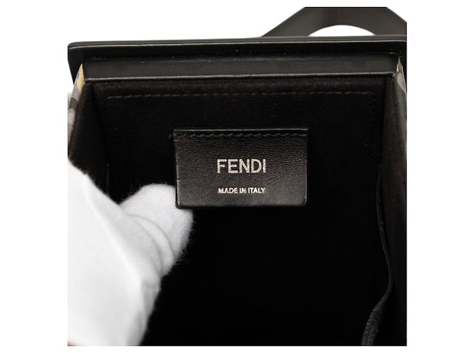 Fendi Bolso bandolera vertical de piel lisa gris con estampado de mármol Castaño - vista 5