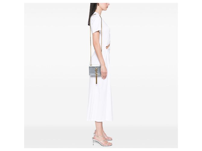 Saint Laurent Borsa a Tracolla Kate in Pelle di Vitello Metallizzata Argento Piccola con Nappina - vista 5