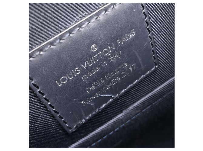 Louis Vuitton Monogram Savannah Messenger BB M54246 Bolsa de Ombro Preto - vista 7