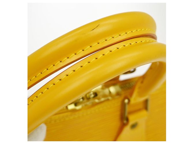 Louis Vuitton Alma Epi MM Giallo - vista 6