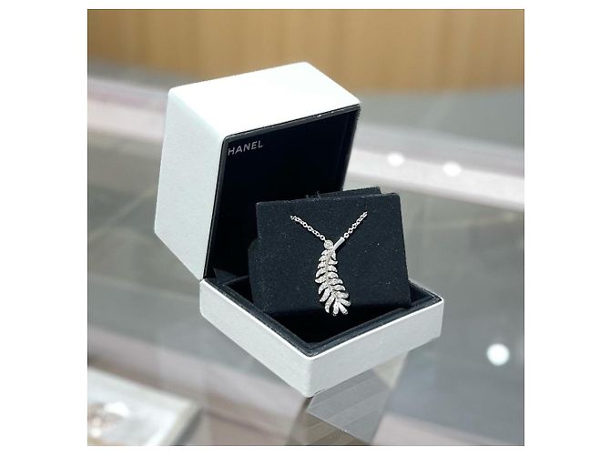 Collana Plume Chanel Fine Jewelry Bianco Silver hardware - vista 3