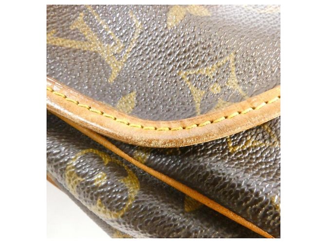 Borsa a Spalla Louis Vuitton Monogram Saumur Marrone - vista 3