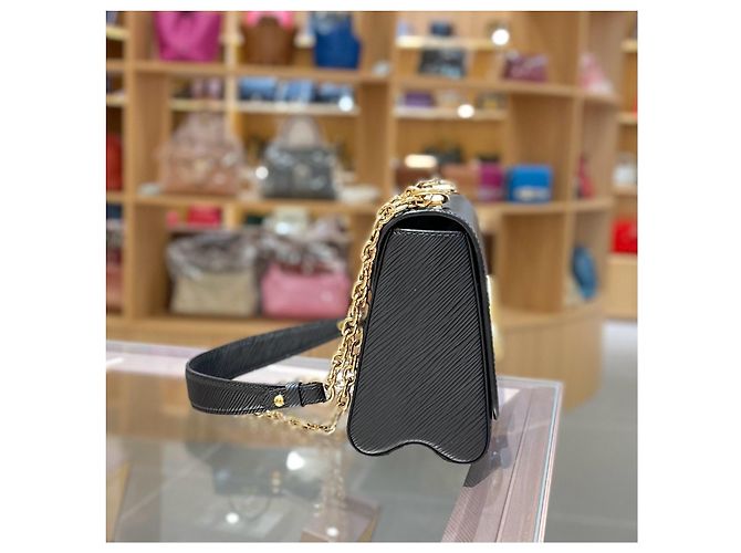 Borsa Louis Vuitton Twist MM in pelle Epi Nero - vista 3