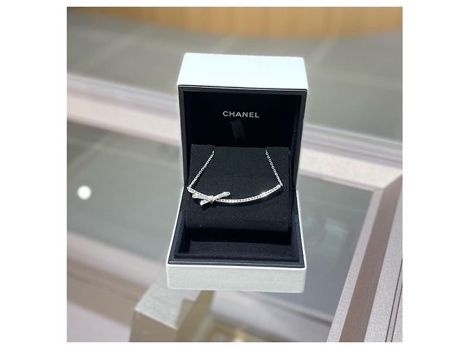 Collana corta Ruban di Chanel in oro bianco 18K con diamanti Argento - vista 2