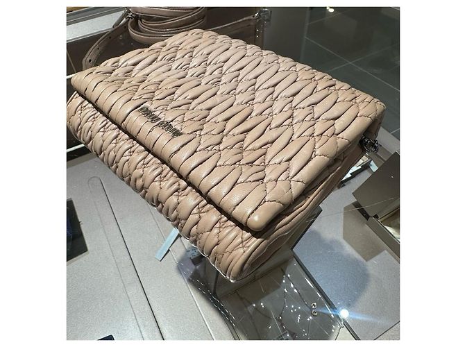 Borsa a tracolla Miu Miu Matelassé con cristalli Beige - vista 3