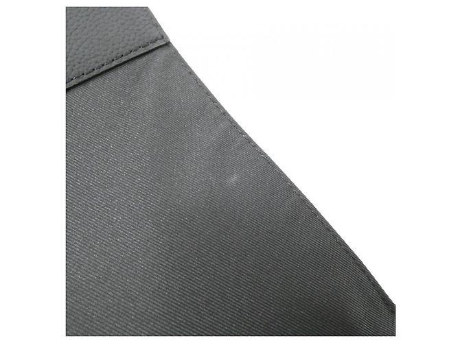 Borsa a tracolla Louis Vuitton LV Aerogram Takeoff Messenger Nero - vista 9
