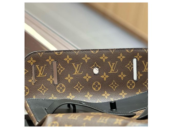 Borsa a tracolla Louis Vuitton Marrone Nero - vista 7