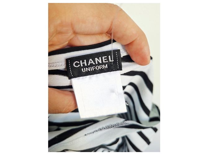 Camiseta marinera a rayas Chanel con logo CC Negro Blanco - vista 6