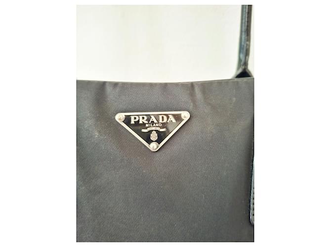 Borsa Prada in nylon nero e pelle - vista 2