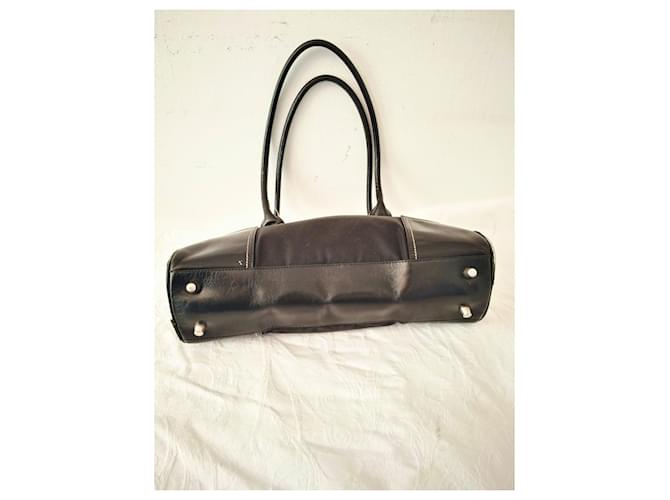 Borsa Prada in nylon nero e pelle - vista 4