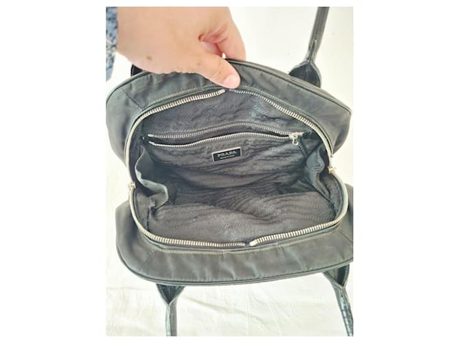 Borsa Prada in nylon nero e pelle - vista 7