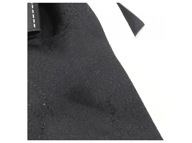 Coletero de seda Chanel AA7530 Negro Crudo - vista 3