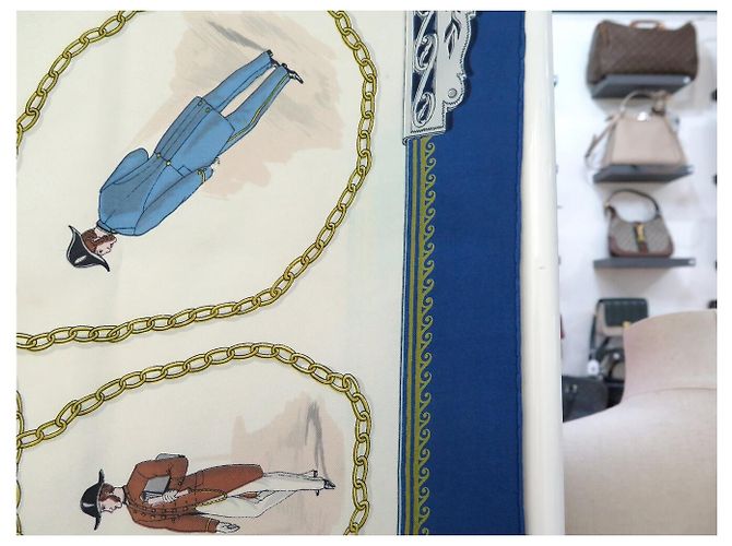 Hermès FASCIA VINTAGE HERMES CNEP LES BANQUIERS 1955 QUADRATO DI SETA 90 BLU - vista 15