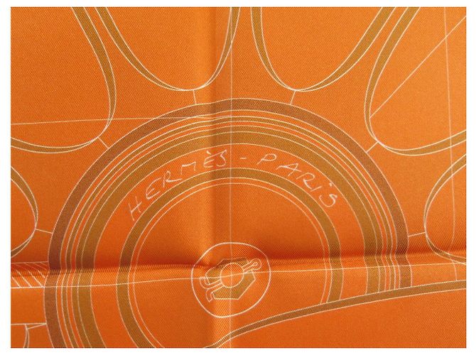 Hermès NEU HERMES PETIT DUC DOUBLE FACE CARRÉ 90 Seidentuch ORANGE - Ansicht 14